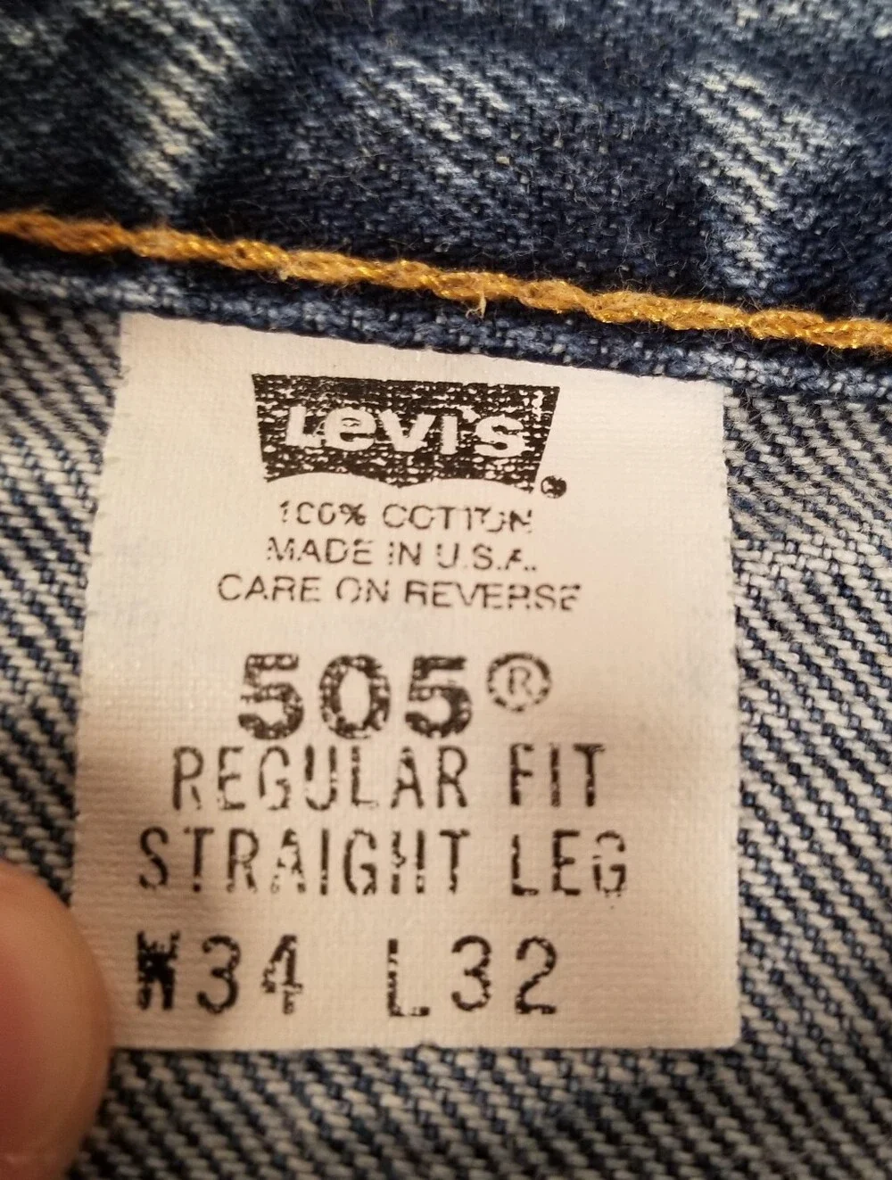 Vintage Y2K Levis 505 Jeans Mens 34x32 Blue Medium Wash Regular Fit Straight USA